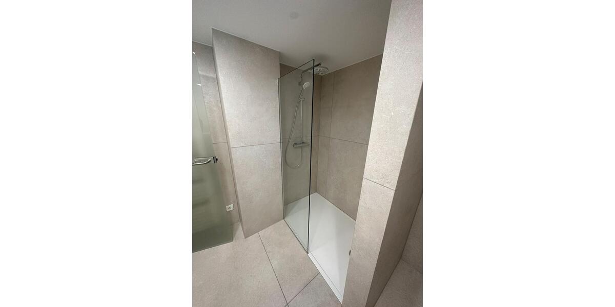 2 Raum Wohnung 66 m2 1 zimmer