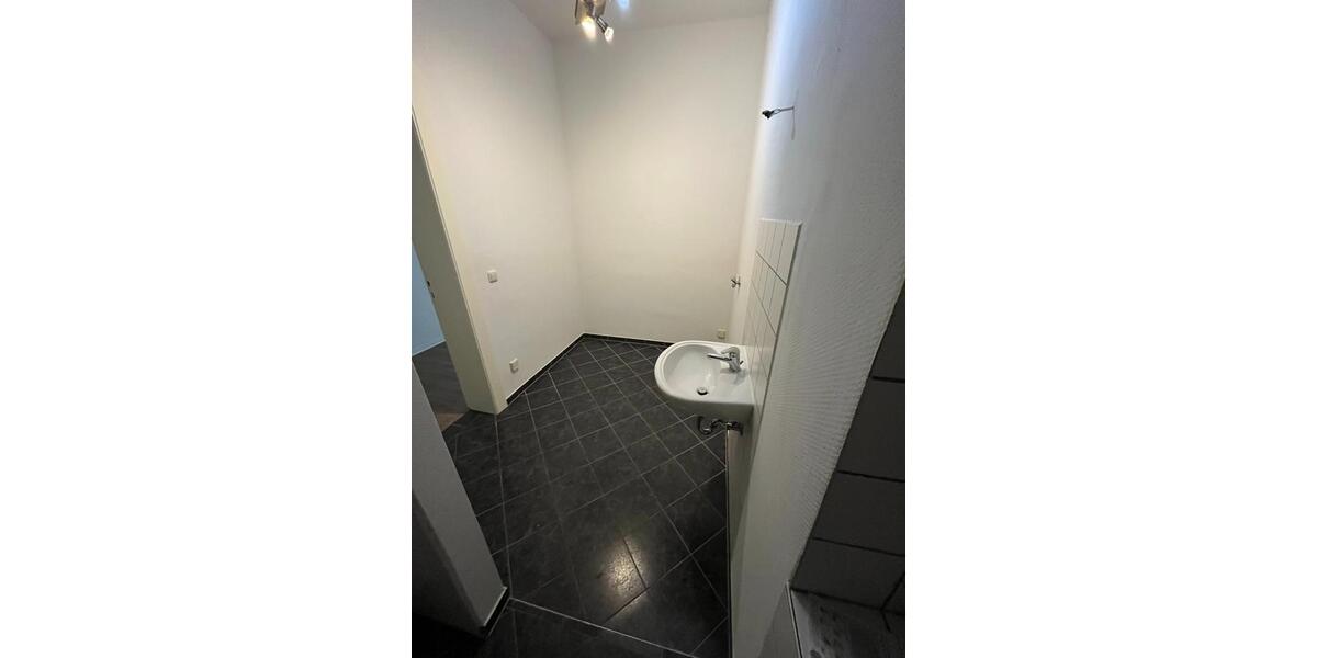 Erdgeschoßwohnung Weißwasser (Oberlausitz) - 1 Zimmer, 43 m&sup2;, 260&euro; | Angebot:24583527