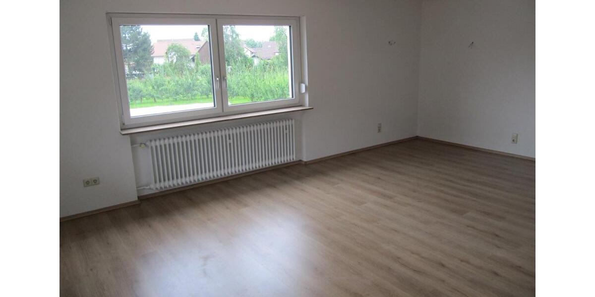 Schöne Wohnung in Nussbach zu vermieten 4.5 zimmer