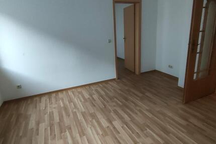 Wohnung Apolda - 2 Zimmer, 66 m&sup2;, 480&euro; | Angebot:26056116