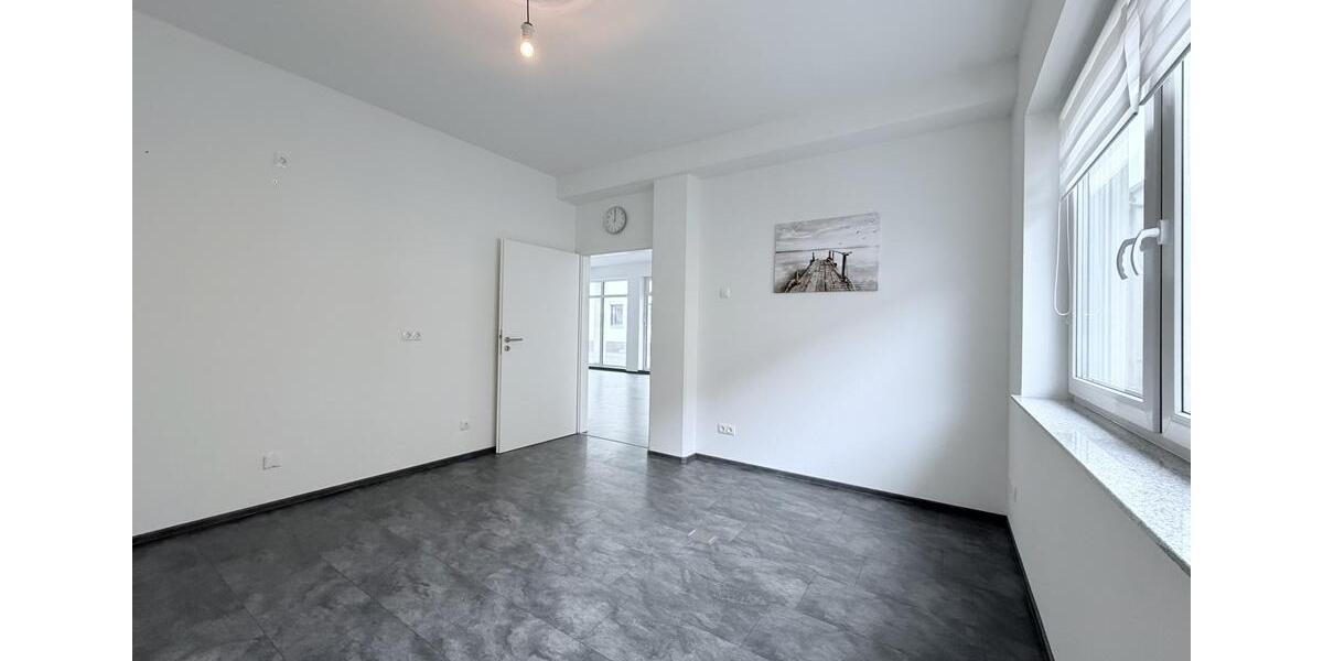 Gewerbeobjekt Wörth am Rhein - 1.350&euro; | Angebot:25594880