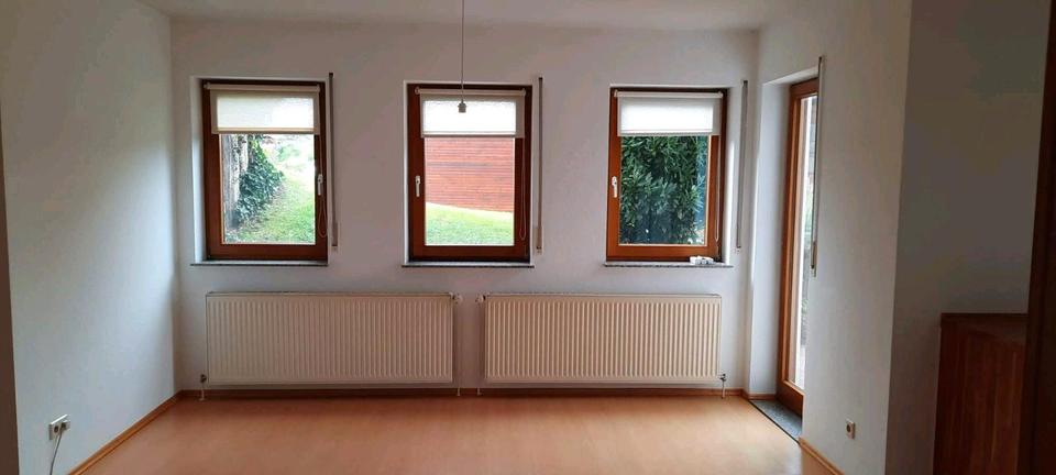 Erdgeschoßwohnung Bühl - 2.5 Zimmer, 71 m&sup2;, 650&euro; | Angebot:26671457