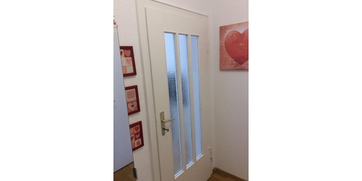 Möblierte 2 Zi Wohnung, DU City, 300 m HBF 2 zimmer