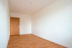 Etagenwohnung Rudolstadt - 4 Zimmer, 70 m&sup2;, 450&euro; | Angebot:26442701
