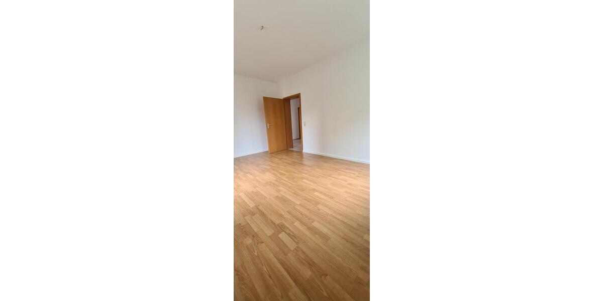 Etagenwohnung Radebeul - 2 Zimmer, 55 m&sup2;, 480&euro; | Angebot:25104031