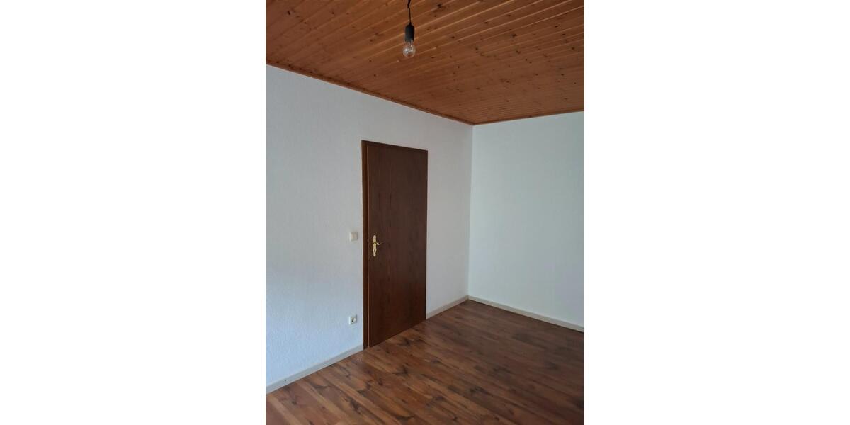 Etagenwohnung Schöningen - 2 Zimmer, 60 m&sup2;, 400&euro; | Angebot:26234874