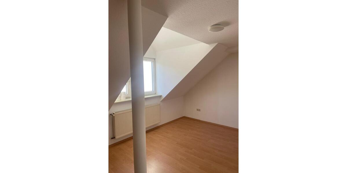 Dachgeschoßwohnung Netphen - 2 Zimmer, 60 m&sup2;, 510&euro; | Angebot:26619396