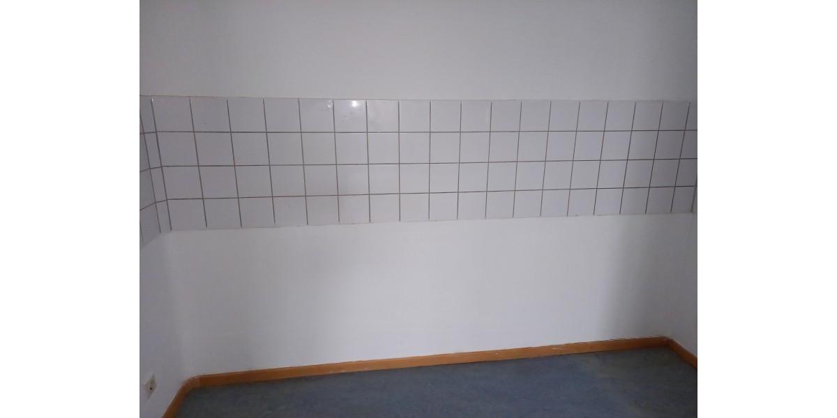 Etagenwohnung Saalfeld (Saale) - 2 Zimmer, 54 m&sup2;, 320&euro; | Angebot:24441348