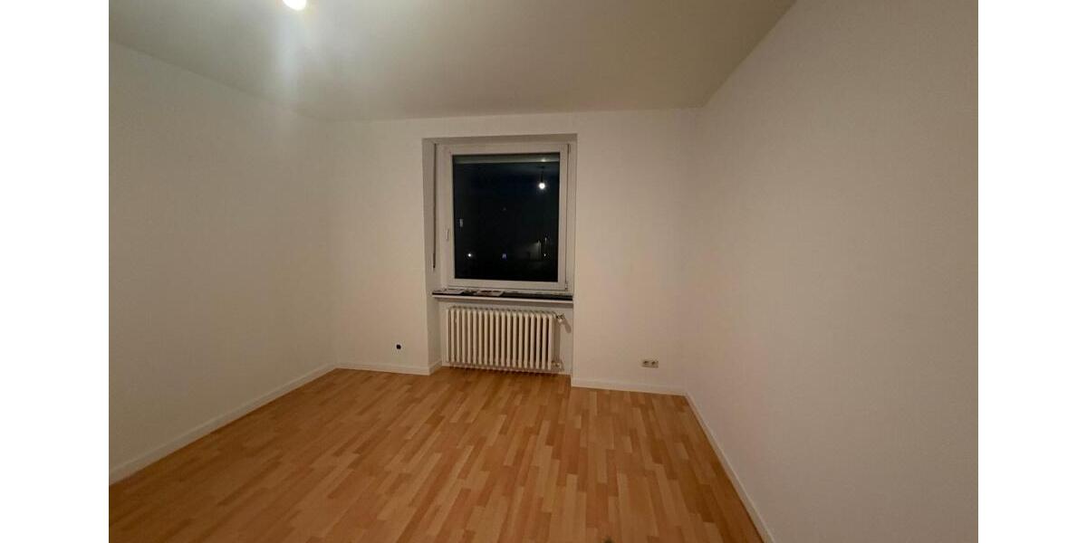 Etagenwohnung Trier Kürenz - 3 Zimmer, 69 m&sup2;, 680&euro; | Angebot:25055515