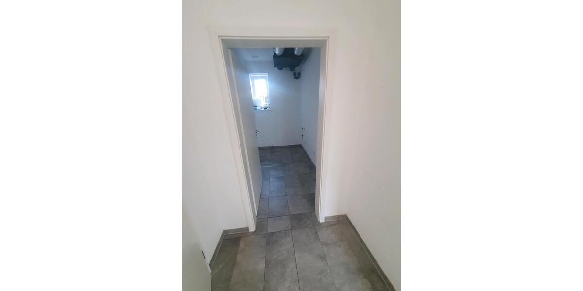 Erdgeschoßwohnung Essen (Oldenburg) - 3 Zimmer, 100 m&sup2;, 880&euro; | Angebot:25455524