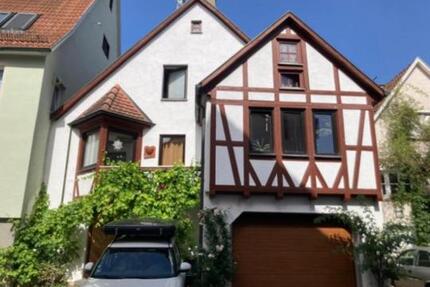 Wohnen auf Zeit Rottenburg am Neckar - 5 Zimmer, 9 m&sup2;, 368&euro; | Angebot:26684180