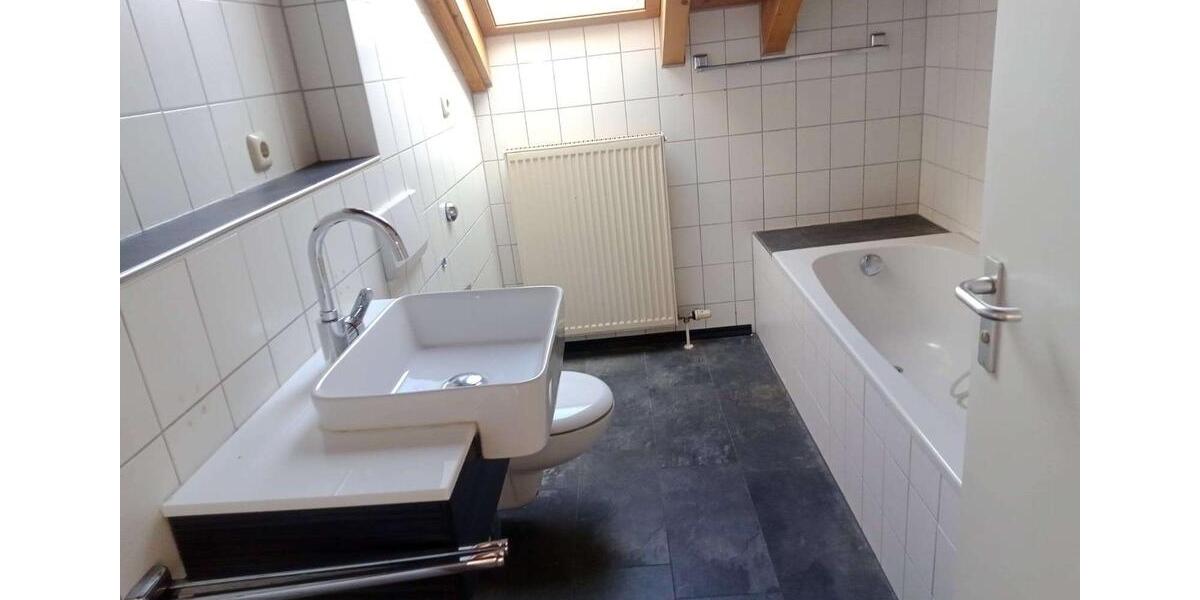 Schöne 4-Zi-Whg in Zwiesel zu vermieten 4 zimmer