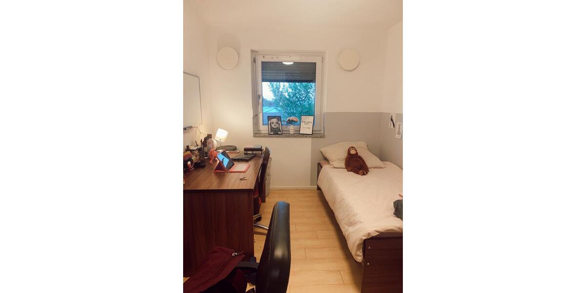Wohnen auf Zeit Bamberg Bamberg-Ost - 10 Zimmer, 27 m&sup2;, 425&euro; | Angebot:26399902
