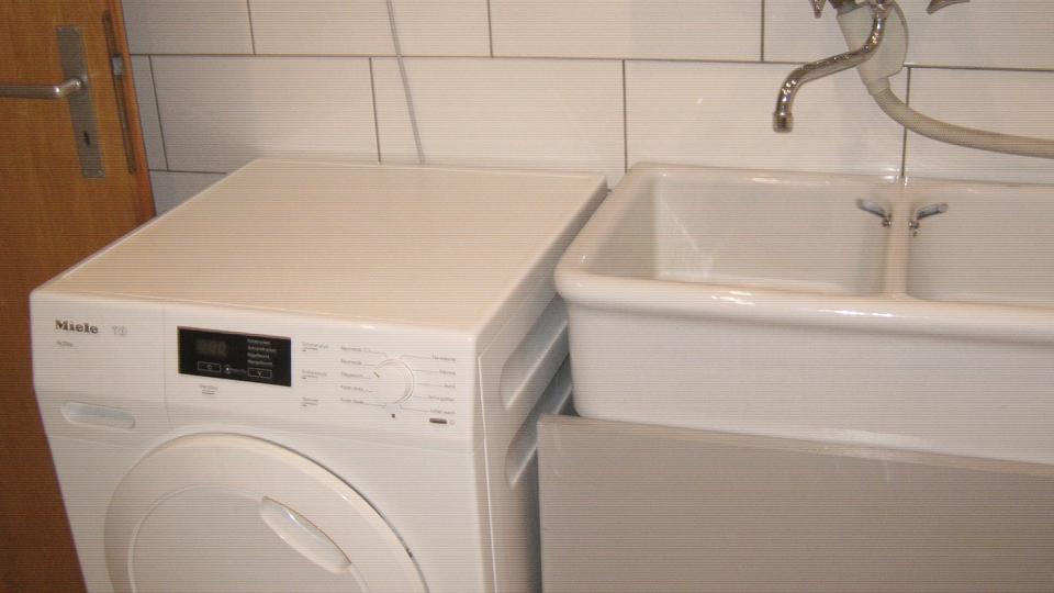 Erdgeschoßwohnung Heusweiler - 2 Zimmer, 60 m&sup2;, 550&euro; | Angebot:25874195