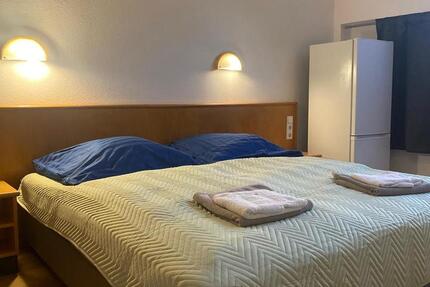 Wohnen auf Zeit Albertshofen - 9 Zimmer, 24 m&sup2;, 18&euro; | Angebot:26235321