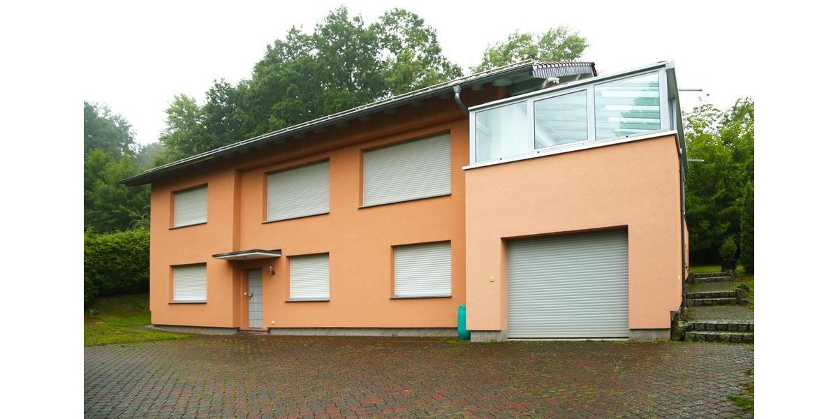 Einfamilienhaus 190 qm mit großem Garten 7 zimmer