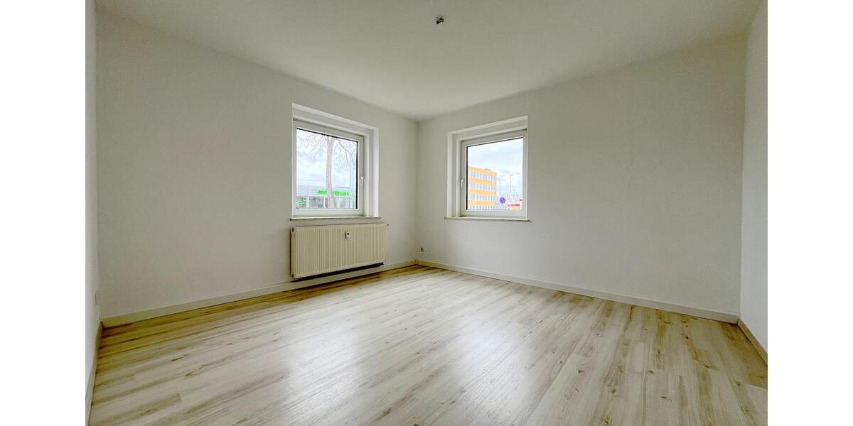 Erdgeschoßwohnung Glauchau - 3 Zimmer, 56 m&sup2;, 360&euro; | Angebot:26003173