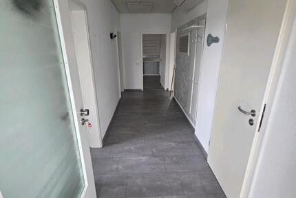 Wohnung Geislingen - 2 Zimmer, 77 m&sup2;, 900&euro; | Angebot:25716857