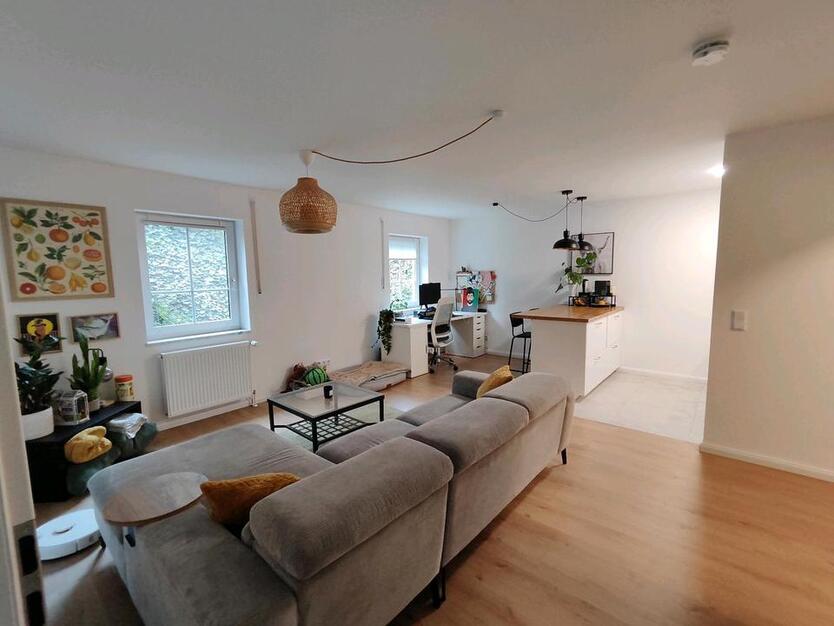2 Zimmer Wohnung, gute Anbindung zimmer