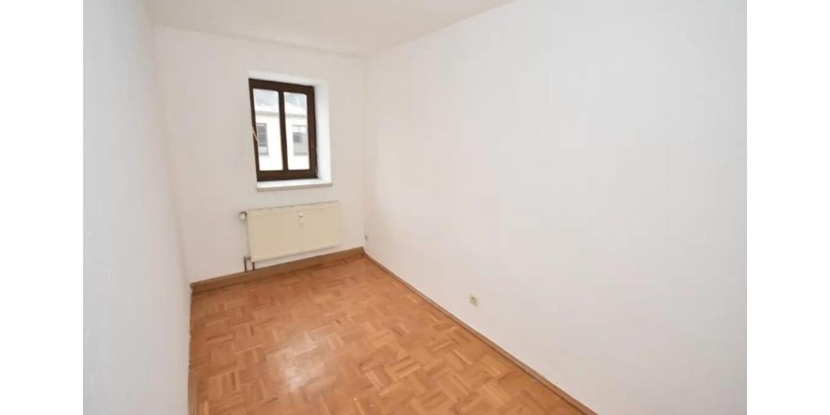 Etagenwohnung Rochlitz - 4 Zimmer, 98 m&sup2;, 725&euro; | Angebot:25366571