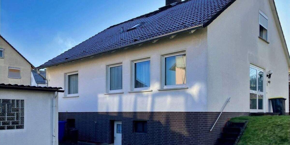 Einfamilienhaus Gudensberg - 6 Zimmer, 140 m&sup2;, 1.200&euro; | Angebot:24684222