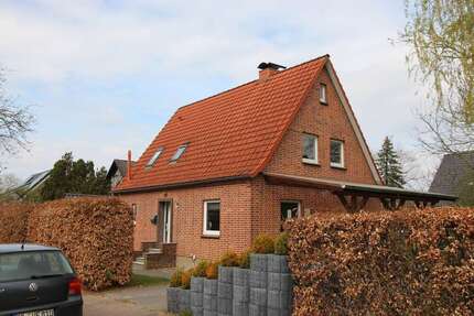 Haus zum Mieten in Tostedt 1.350 € 119 m²