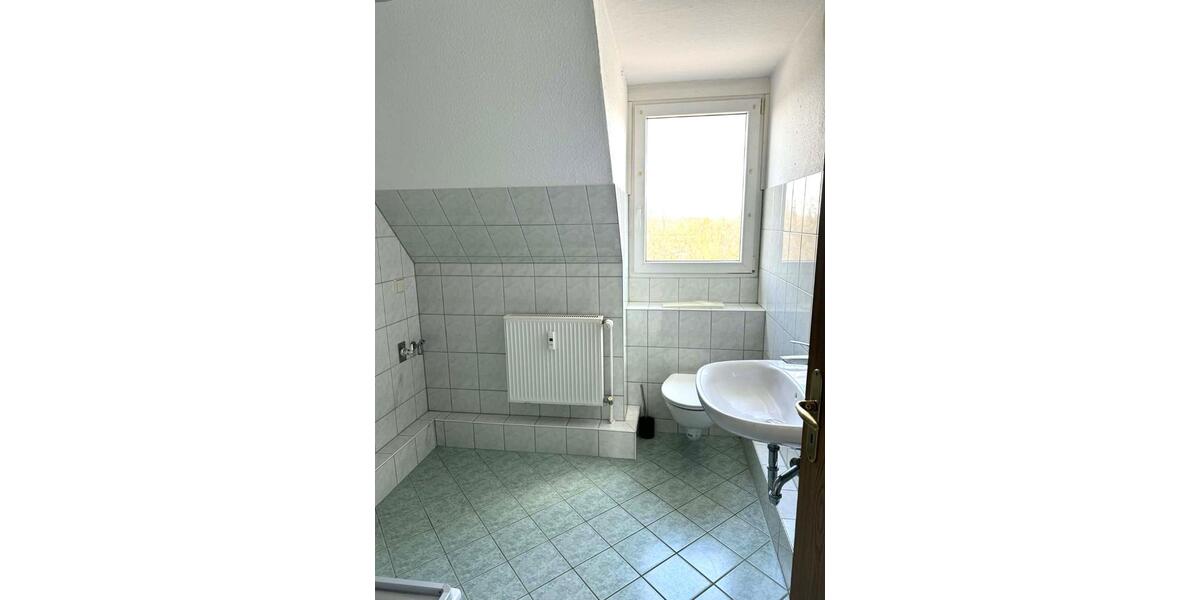 Dachgeschoßwohnung Schwedt (Oder) - 2 Zimmer, 52 m&sup2;, 325&euro; | Angebot:26475140