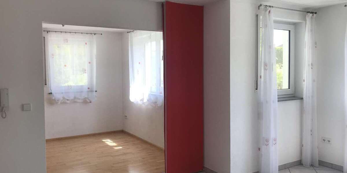 Etagenwohnung Attenweiler - 2 Zimmer, 76 m&sup2;, 530&euro; | Angebot:25273899
