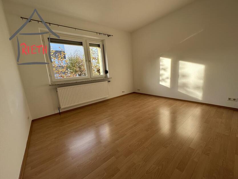 * Ludwigsburg-Süd: hell, großzügig und mit Garage * zimmer