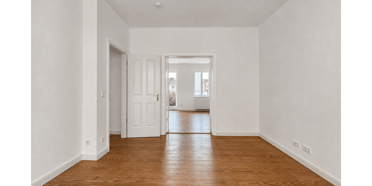 Etagenwohnung Schwerin Altstadt - 3 Zimmer, 80 m&sup2;, 865&euro; | Angebot:27295426