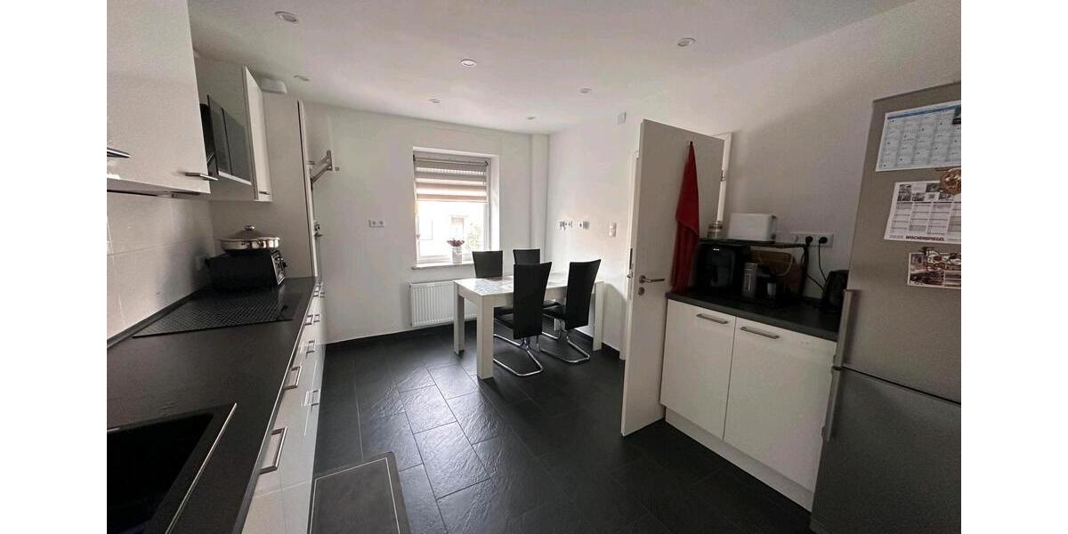 Etagenwohnung Völklingen - 5 Zimmer, 140 m&sup2;, 950&euro; | Angebot:26417187