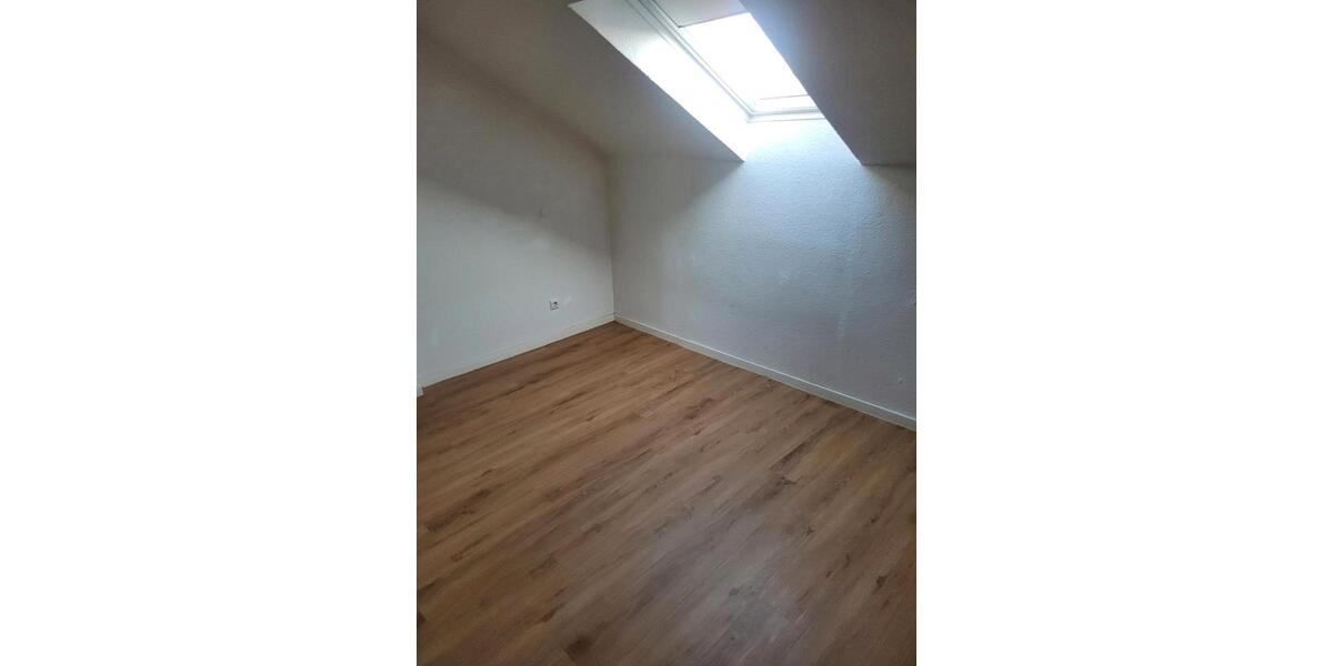 DG 3 Zimmerwohnung in Spöck ab sofort 3 zimmer