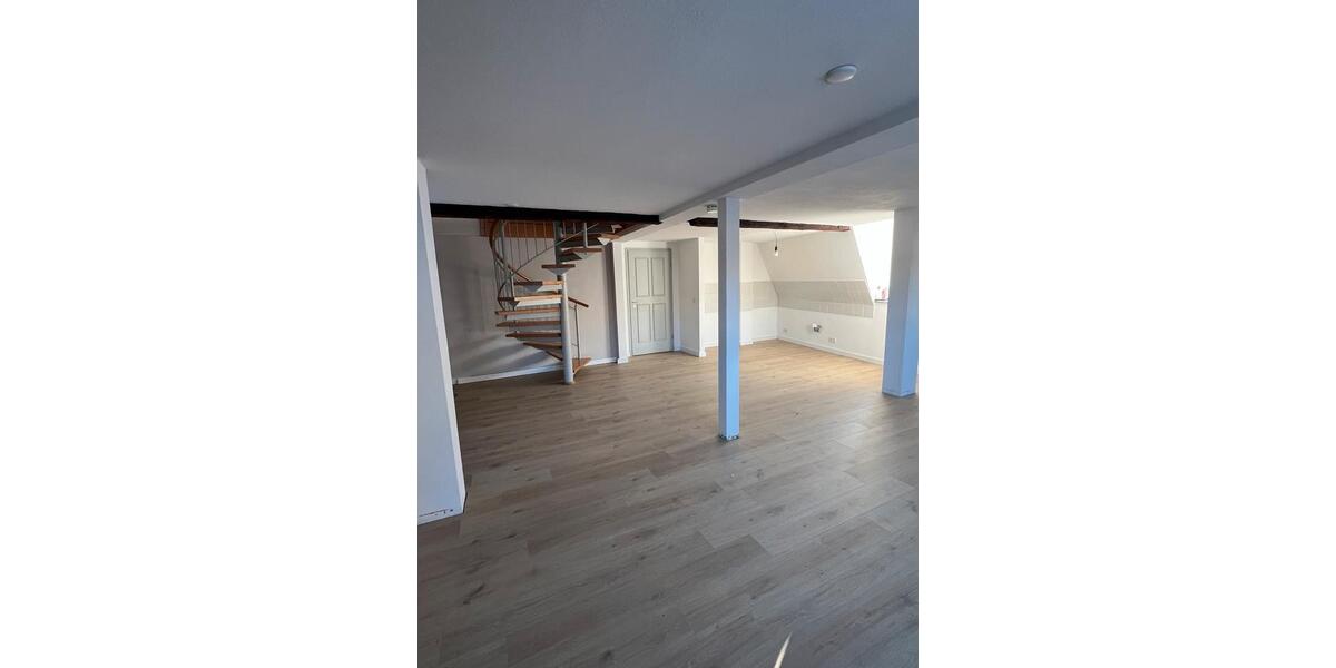 Maisonettenwohnung Erfurt - 3 Zimmer, 94 m&sup2;, 1.034&euro; | Angebot:26636651