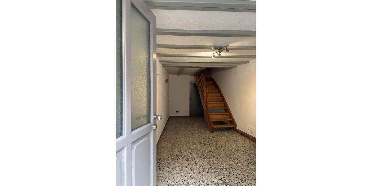 Doppelhaushälfte Wertheim - 7 Zimmer, 190 m&sup2;, 1.250&euro; | Angebot:26521744