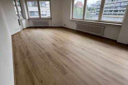 Wohnung Pforzheim Innenstadt - 3 Zimmer, 90 m&sup2;, 765&euro; | Angebot:26554571