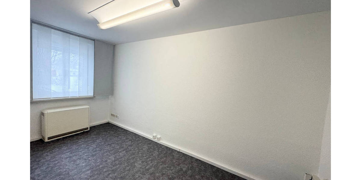 Gewerbeobjekt Grimma OT Dürrweitzschen Dürrweitzschen - 4 Zimmer, 80 m&sup2;, 400&euro; | Angebot:24113030
