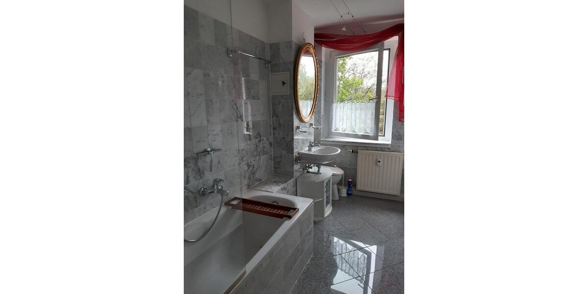 Dachgeschoßwohnung Klipphausen - 1 Zimmer, 39 m&sup2;, 300&euro; | Angebot:26147458