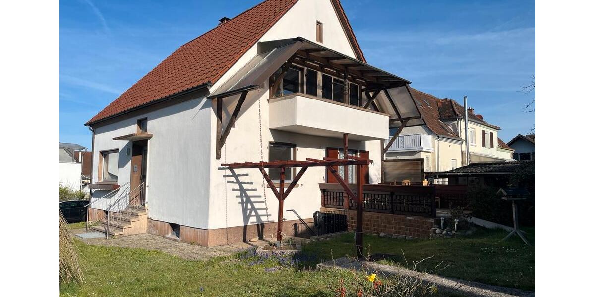 Einfamilienhaus Homburg - 6 Zimmer, 165 m&sup2;, 1.650&euro; | Angebot:26197277