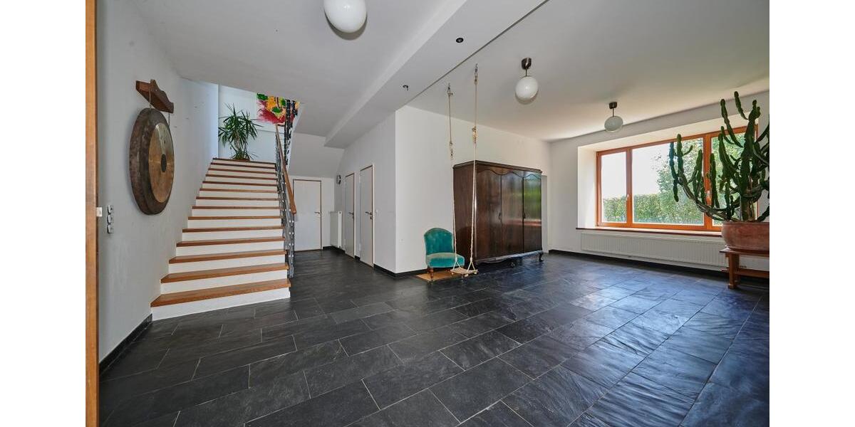 Einfamilienhaus Mariaposching - 7 Zimmer, 471 m&sup2;, 2.800&euro; | Angebot:23794906