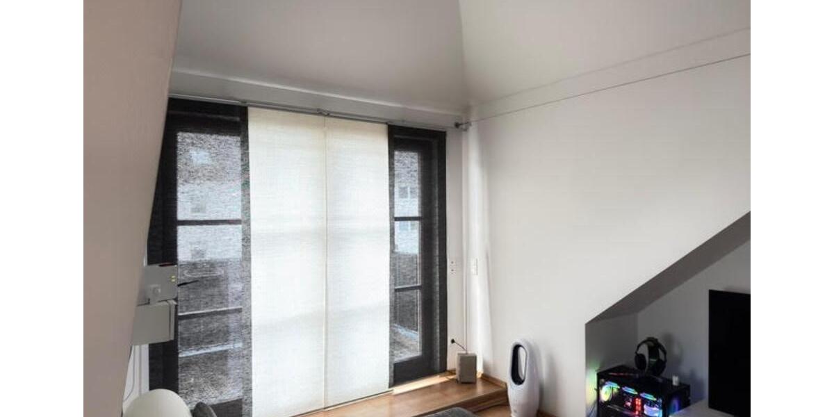 Dachgeschoßwohnung Kelheim - 3 Zimmer, 72 m&sup2;, 675&euro; | Angebot:24849807