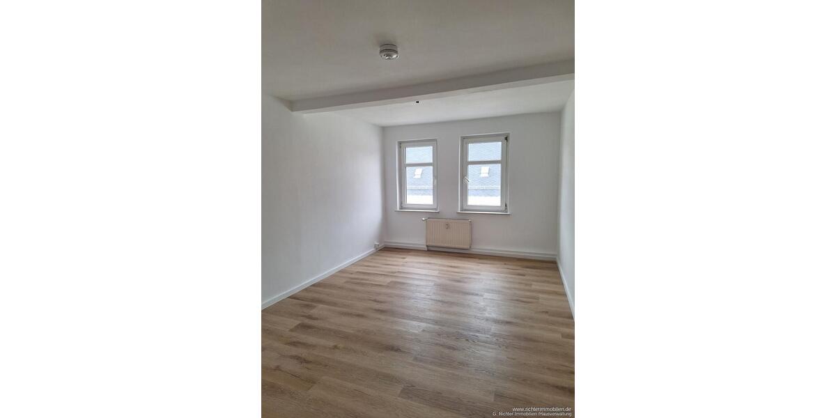 Dachgeschoßwohnung Freiberg - 2 Zimmer, 50 m&sup2;, 350&euro; | Angebot:26354998