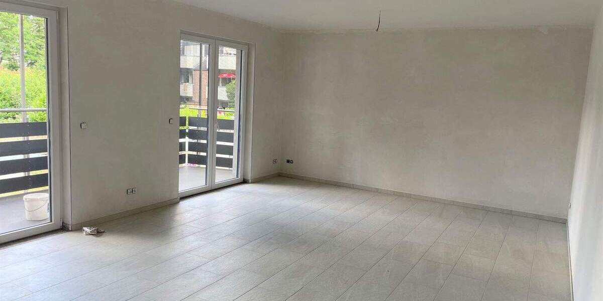 Sehr geräumige, bezugsfertige 3,5-Zimmer-Wohnung in guter Lage. 3 zimmer