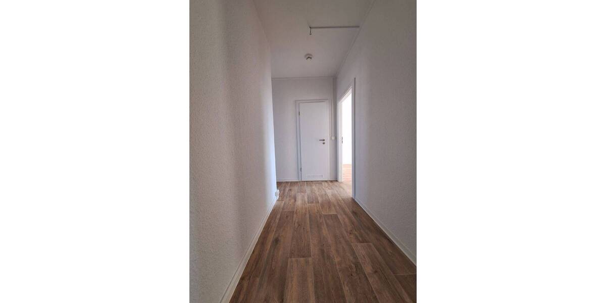 Etagenwohnung Görlitz Königshufen - 4 Zimmer, 83 m&sup2;, 490&euro; | Angebot:26751174
