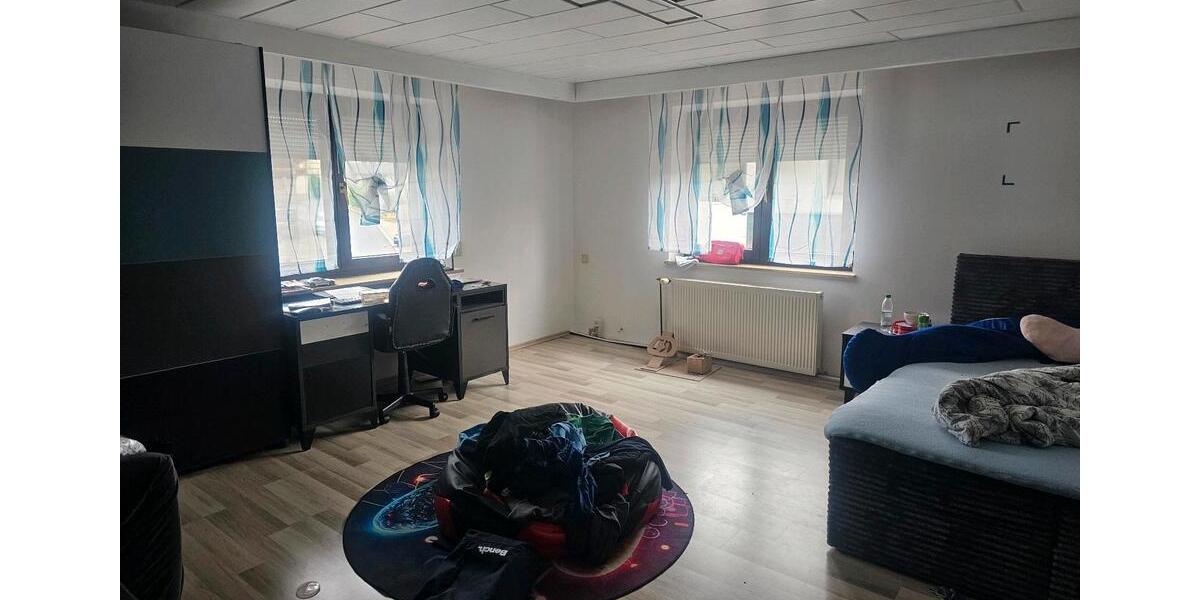 Etagenwohnung Weilersbach - 2 Zimmer, 100 m&sup2;, 900&euro; | Angebot:26646311