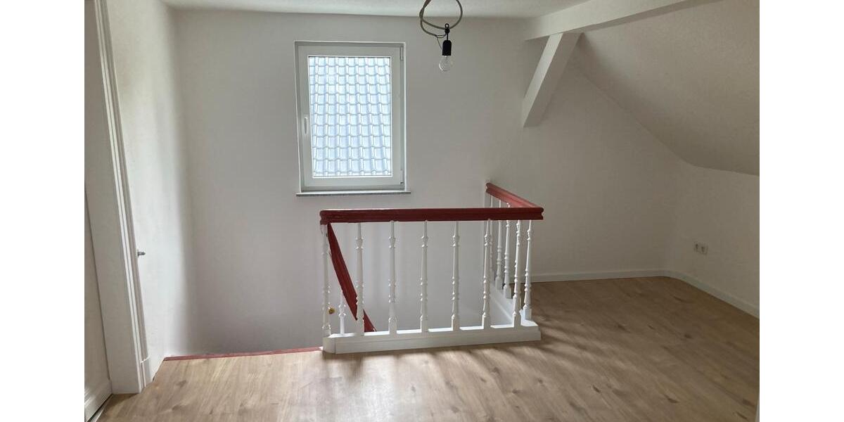 Einfamilienhaus Lindlar - 5 Zimmer, 130 m&sup2;, 1.350&euro; | Angebot:26617957
