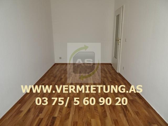 Etagenwohnung Zwickau - 5 Zimmer, 105 m&sup2;, 695&euro; | Angebot:26587847