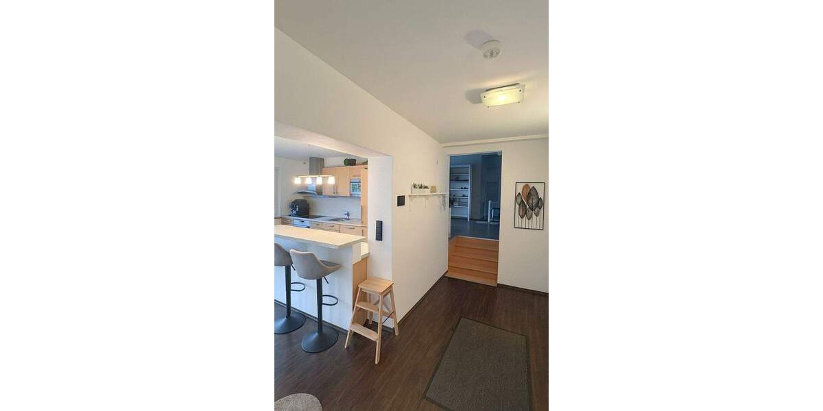 Moderne und große 4 Zimmer-Wohnung zu vermieten 4 zimmer