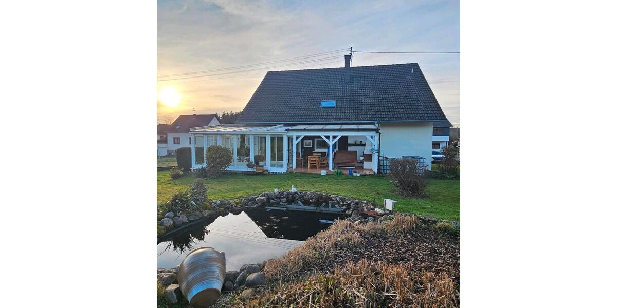 Helle 3 Zimmerwohnung mit Garten und Wintergarten | 144 m² 3 zimmer