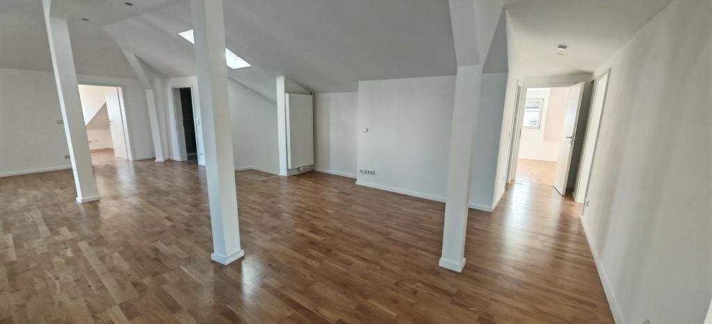 Etagenwohnung Dresden Naußlitz - 5 Zimmer, 174 m&sup2;, 1.825&euro; | Angebot:25667275