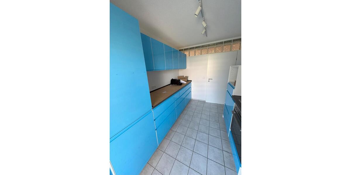 Etagenwohnung Ellwangen (Jagst) - 4 Zimmer, 108 m&sup2;, 1.000&euro; | Angebot:26040716